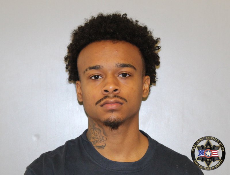 Booking photo of Emery Summers