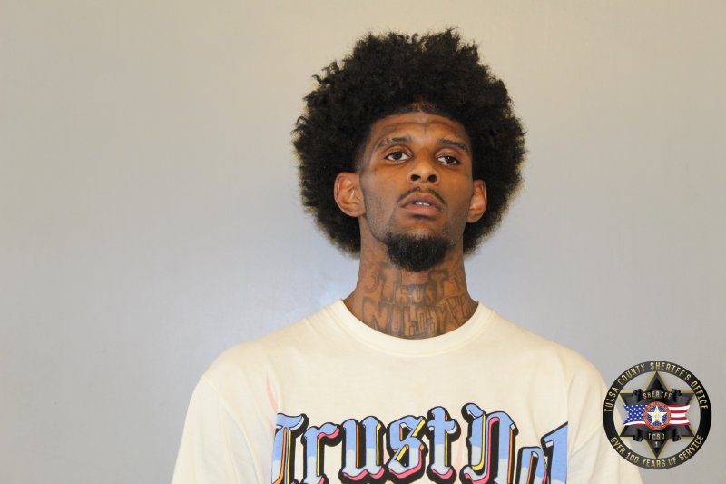 Booking photo of Theradrous Weaver