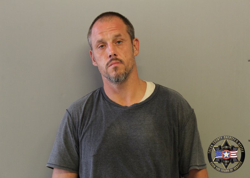 Booking photo of Derrick Farris