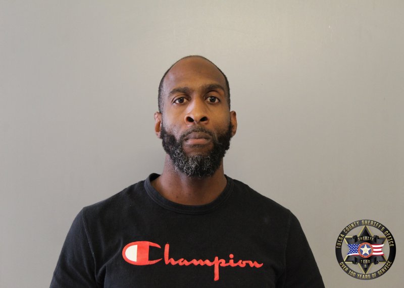 Booking photo of Damien Williams