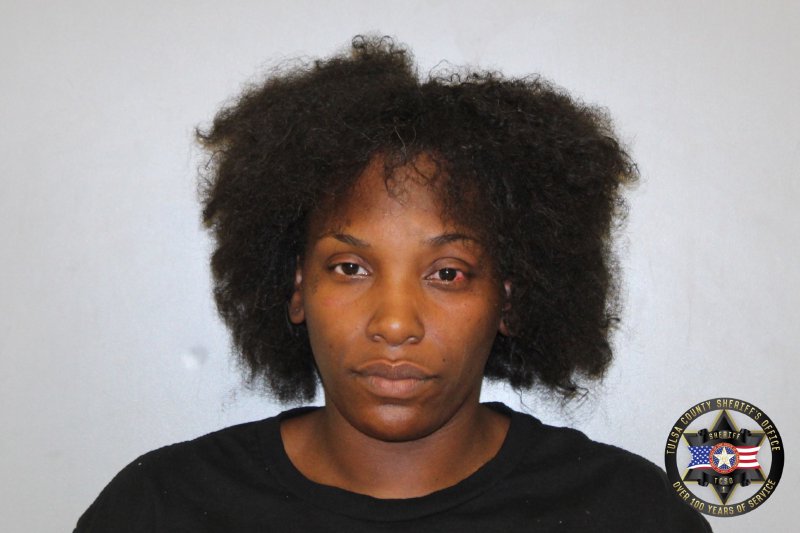 Keneisha Jones booking photo