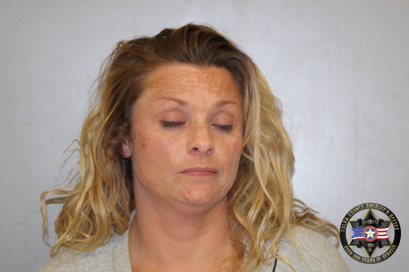 Carly Arnold booking photo