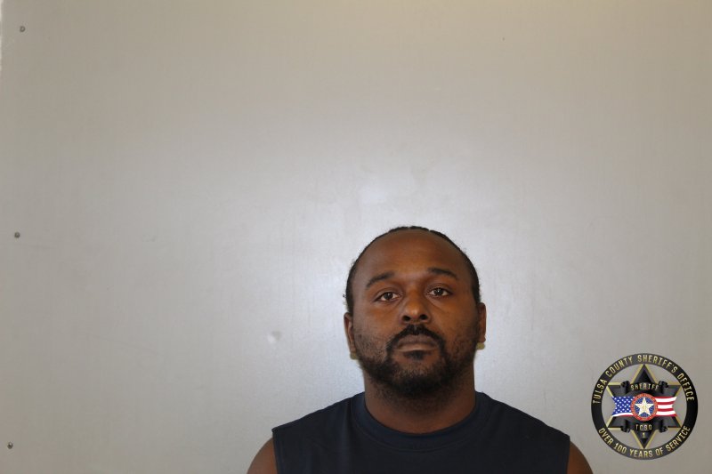 Delayon Tibbs booking photo
