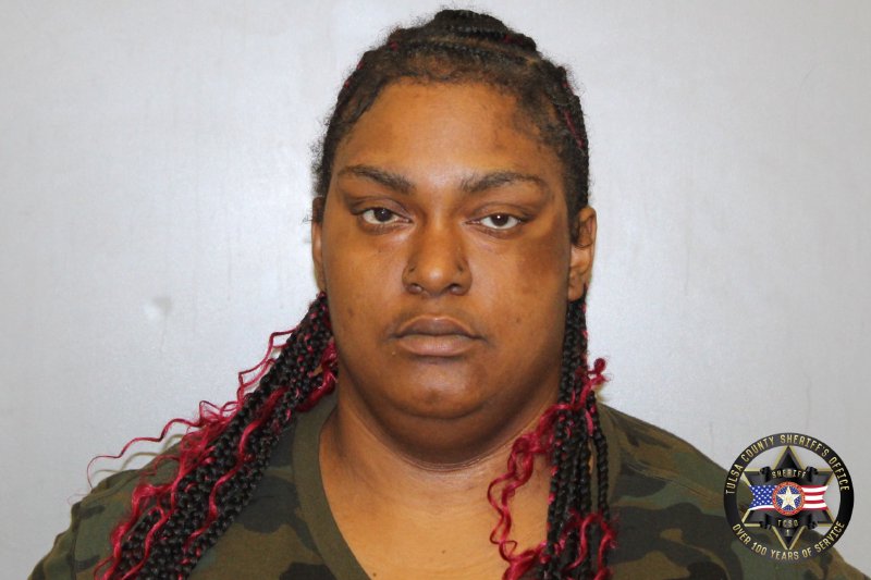Tykiaha Crutcher booking photo