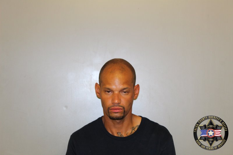 Booking photo of Tomas Porter
