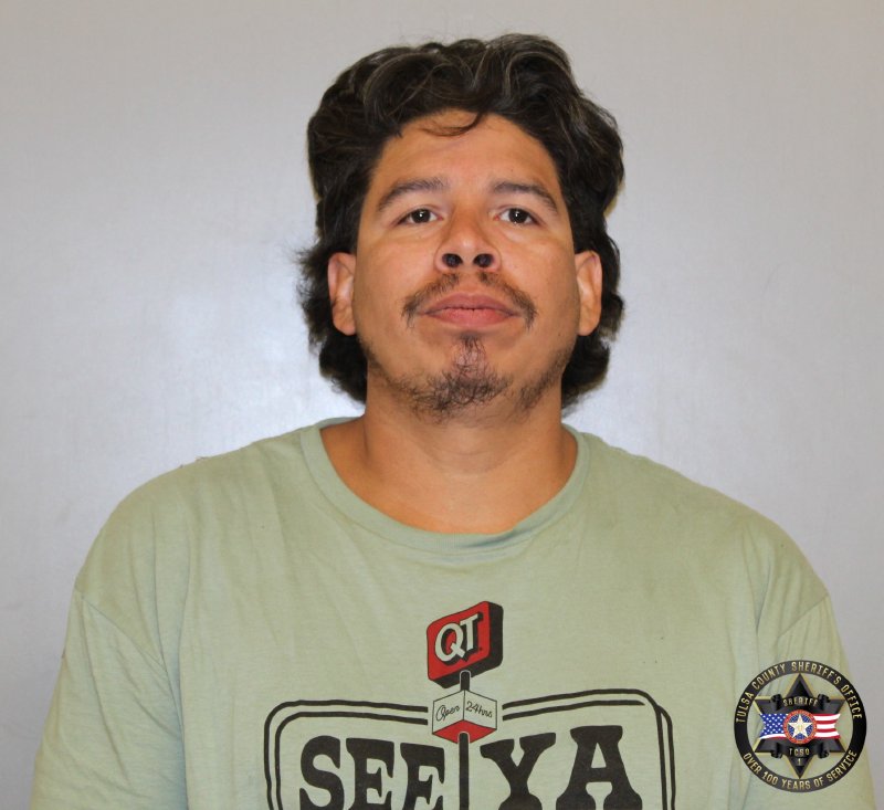 Booking photo of Kevin Lowe