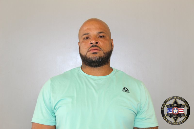 Booking photo of Curtis Barnett