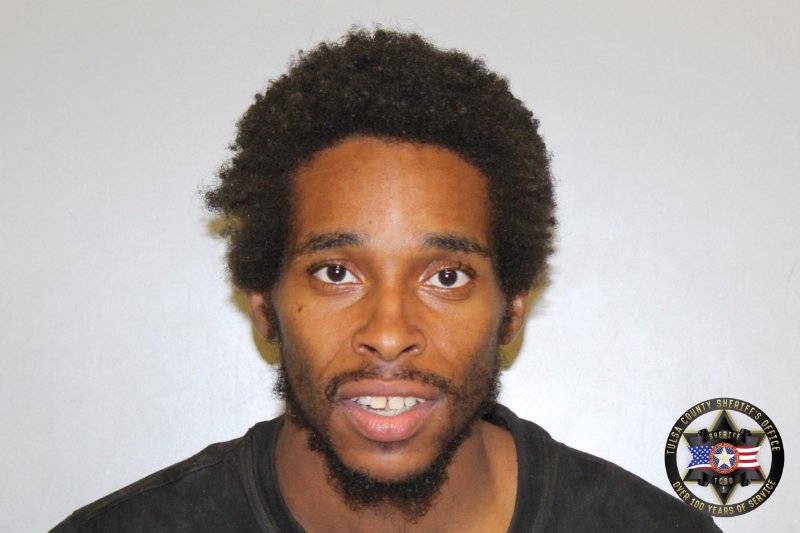 Booking photo of Donovon Anderson