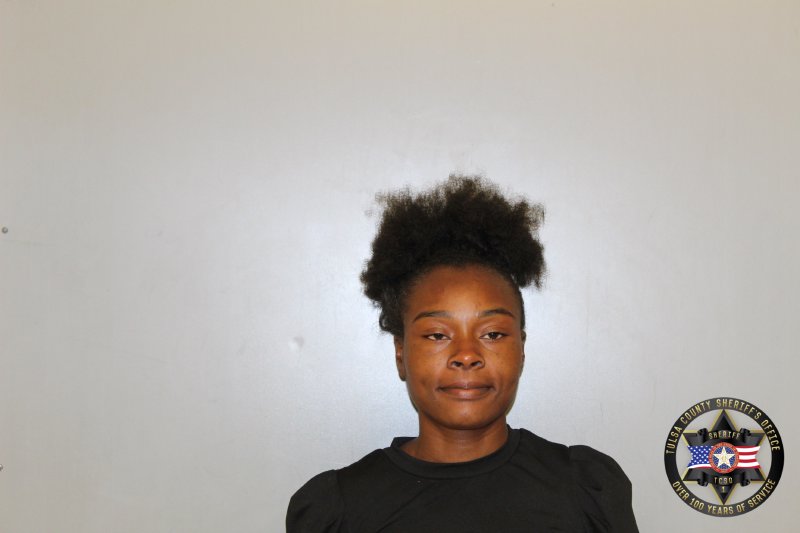 Booking photo of Bre'auna Shaw