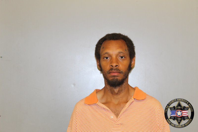 Booking photo of Derrick Blakey