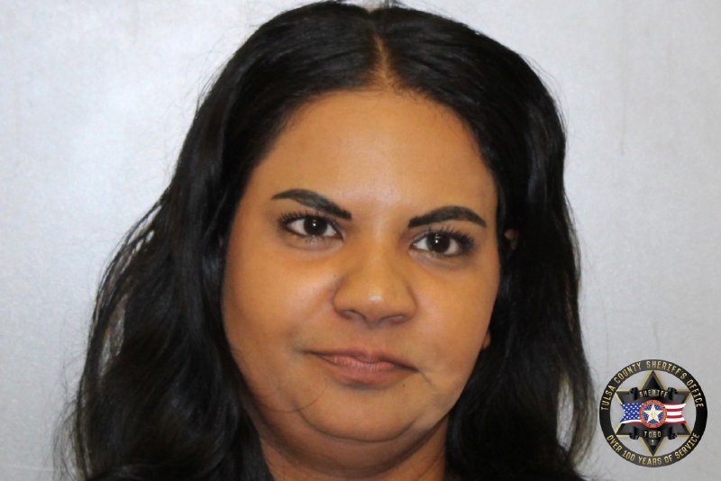 Booking photo of Sarah Thomas