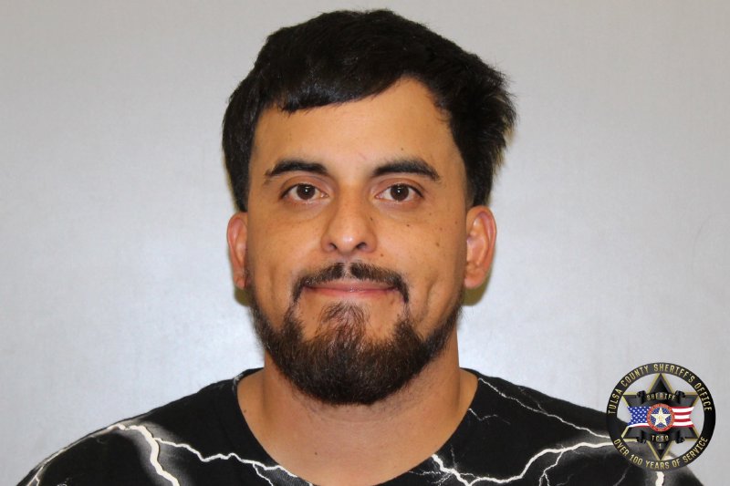 Booking photo of Giovanni Ambriz