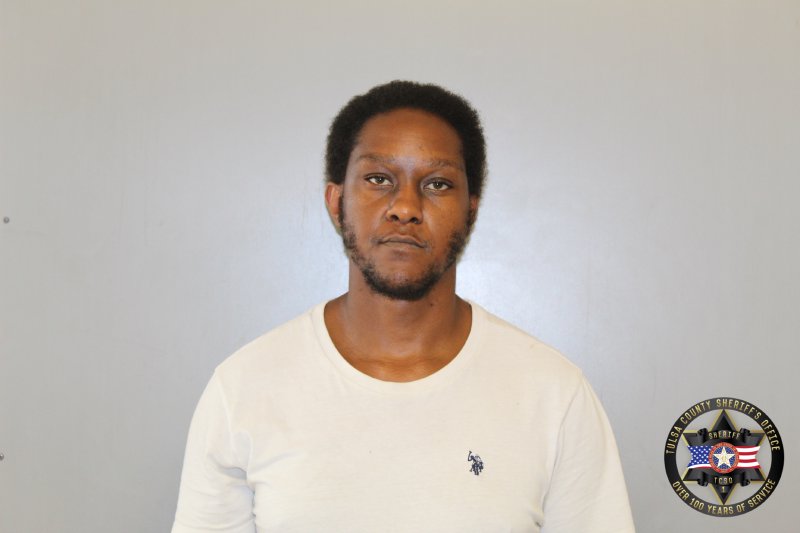 Booking photo of Cartlon Jesse