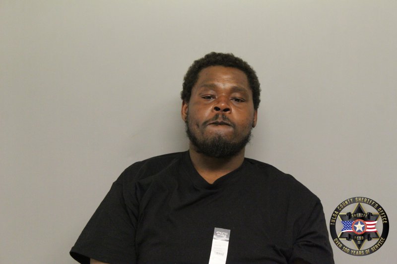 Booking photo of Kawone Shields