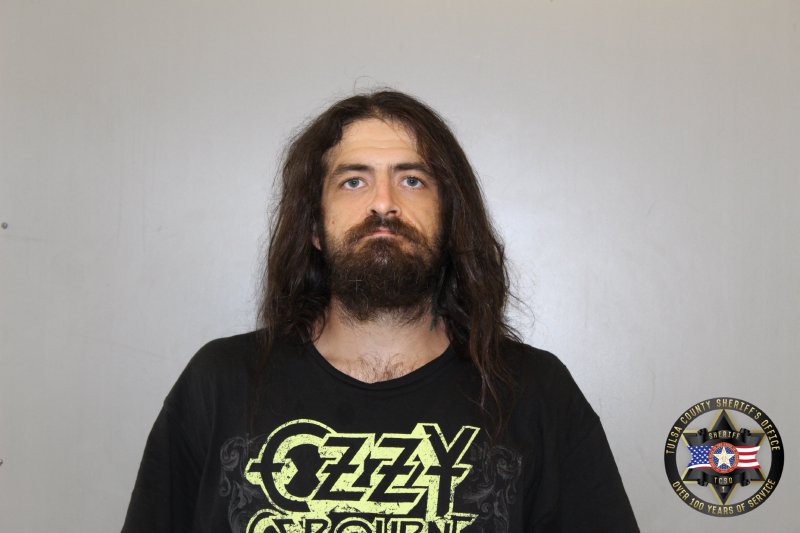 Booking photo of Johnathan Horn