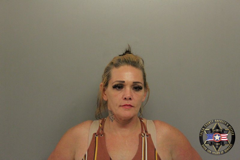 Booking photo of April Clinkinbeard
