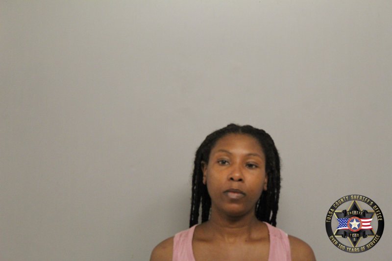 Booking photo of Quinequa Smith