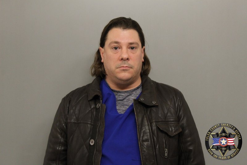 Booking photo of Scott Pillow
