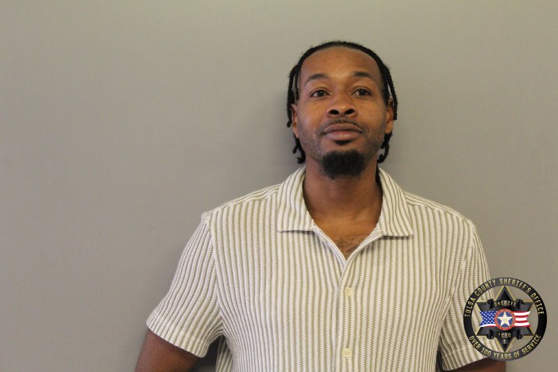 Booking photo of Darrien Byrd