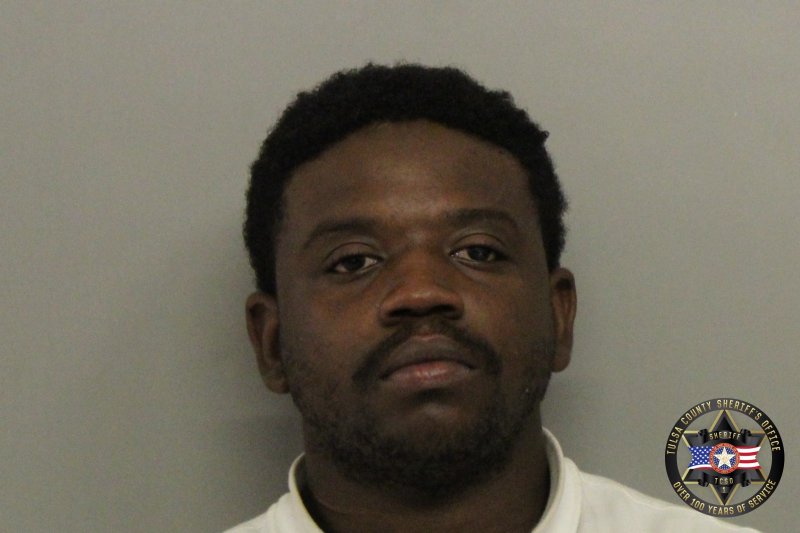 Booking photo of Marqueze Smith