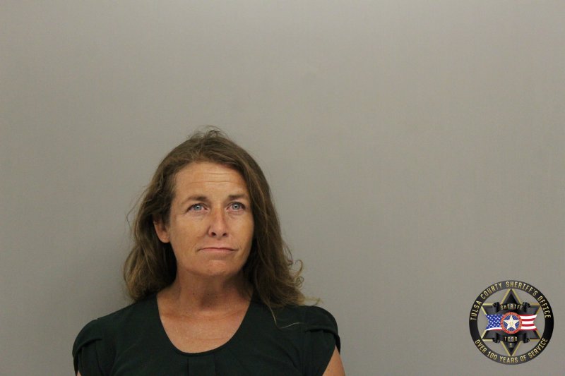 Booking photo of Elizabeth Shelts