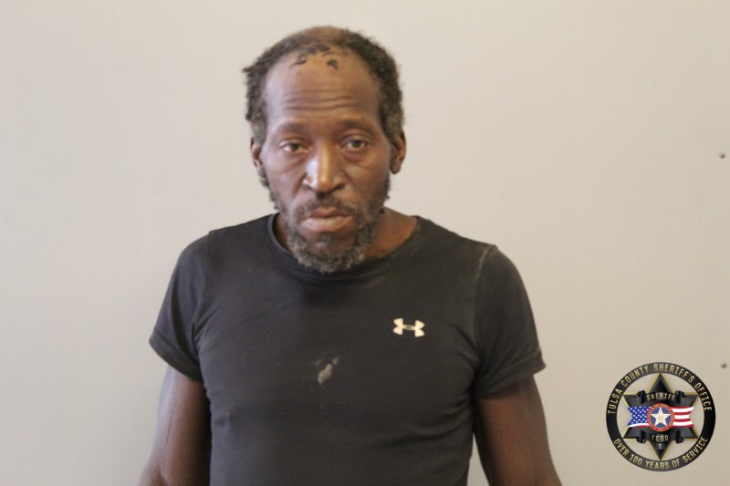 Booking photo of Derrick Hall