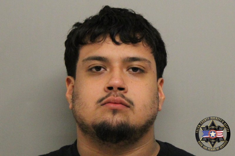 Booking photo of Samuel Gomez