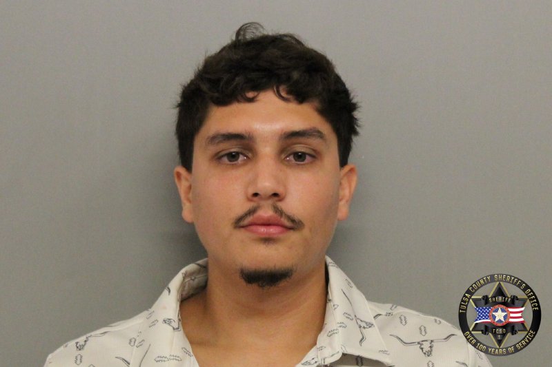 Booking photo of Yahir Escarcega-rivera