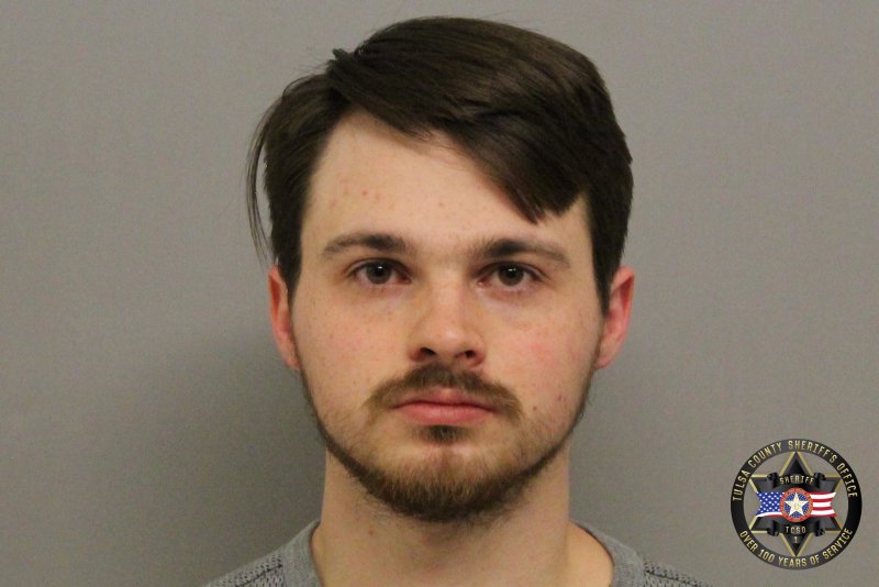Booking photo of Gavin Nissen