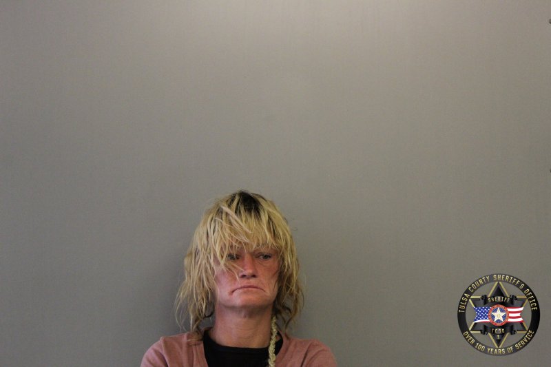 Booking photo of Katie Henry