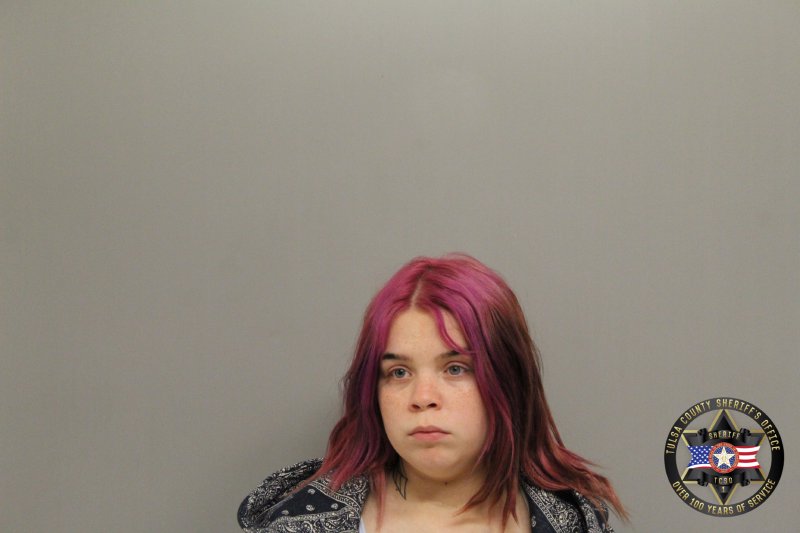 Booking photo of Maddie Nixon