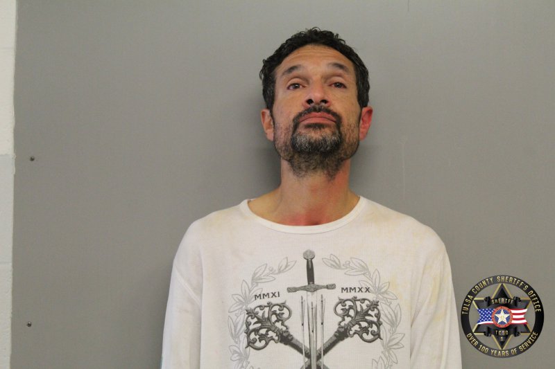 Booking photo of Diamond Hughes