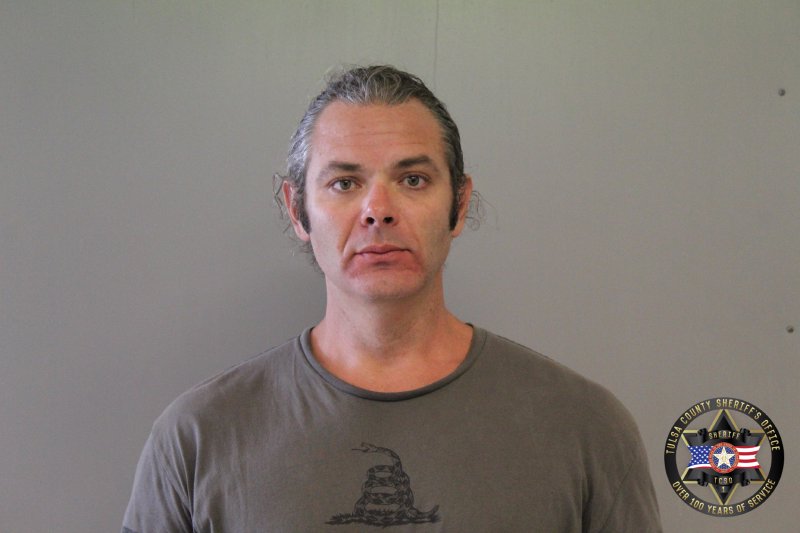 Booking photo of Luke Guinn