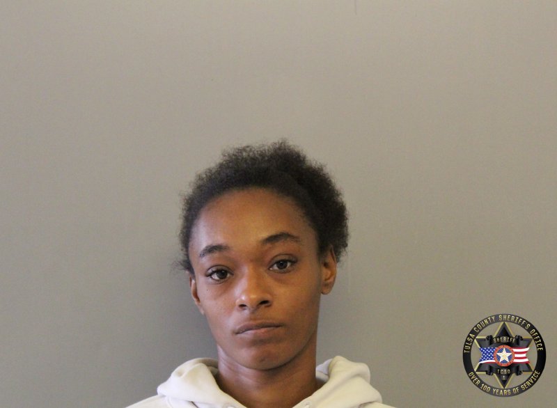 Booking photo of Rmauri Morris