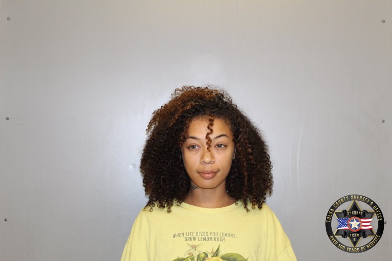 Booking photo of Latiarra James-anderson
