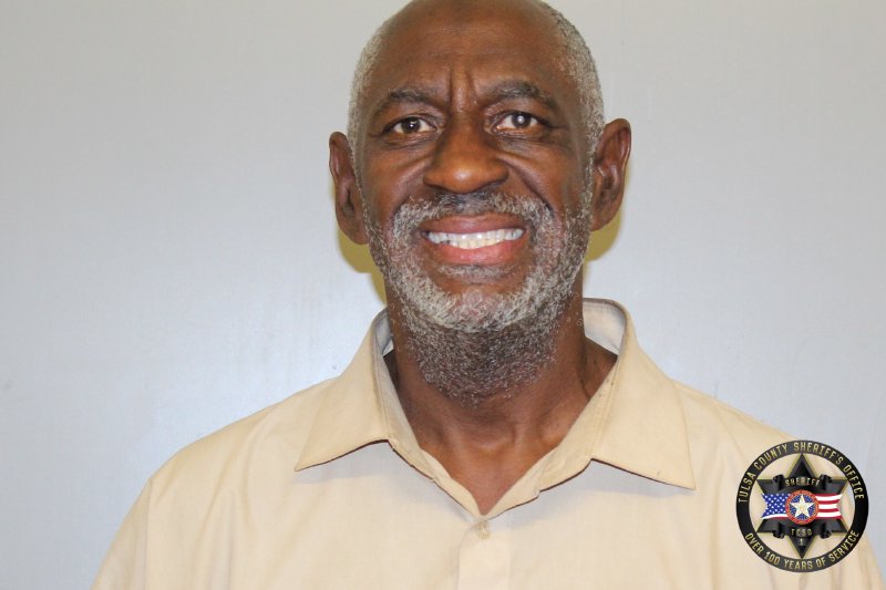 Booking photo of Mark Vann