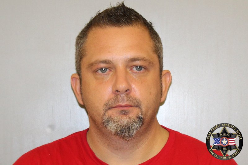 Booking photo of Todd Thacker