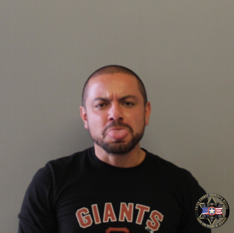 Booking photo of Roger Velasco