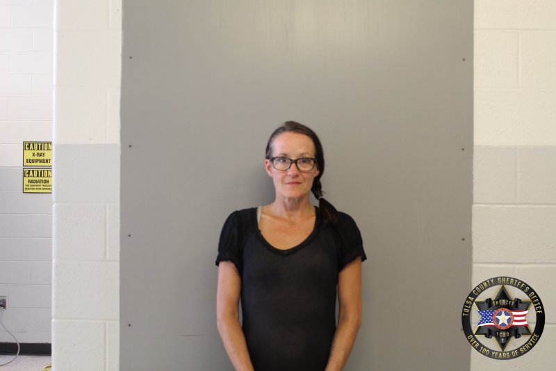 Booking photo of Jennifer Roberts
