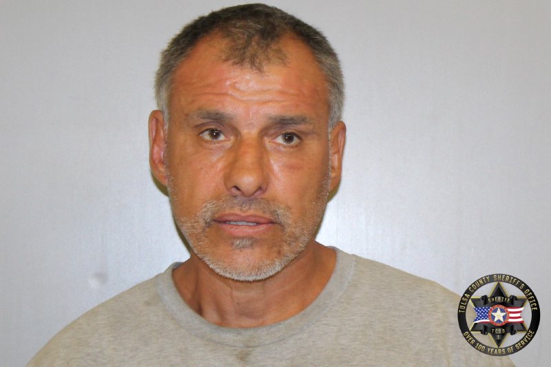 Steve Lawrence booking photo