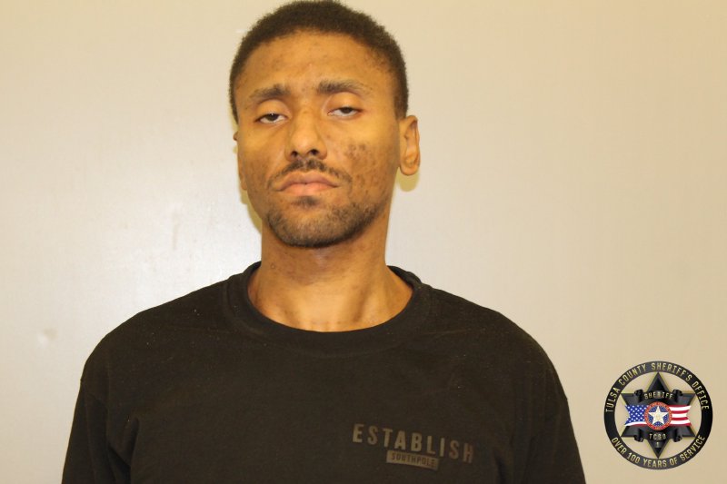 Gavontay Davis booking photo