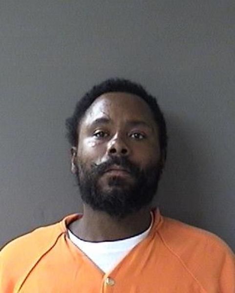 Booking photo of Dakwanti Dixon