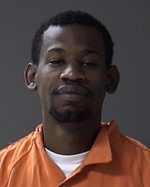 Booking photo of Shareal Brown
