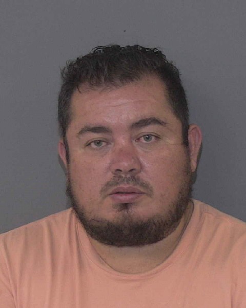 Booking photo of Leonel Diaz