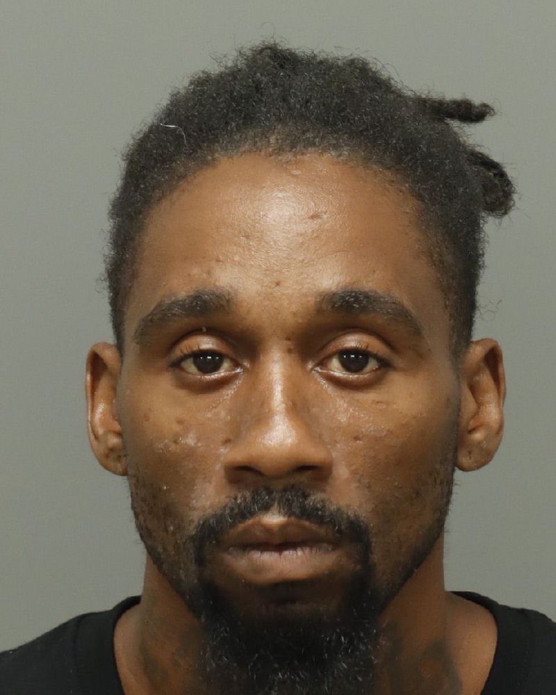Booking photo of Anthony Mason