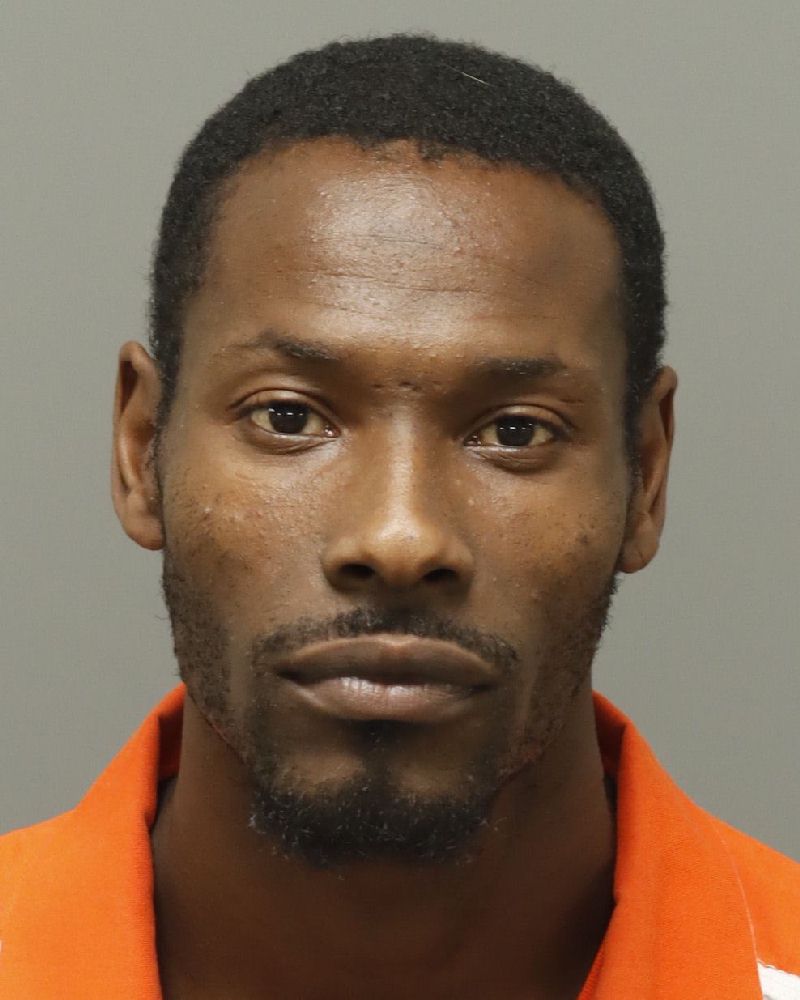 Booking photo of Mykael Thompson