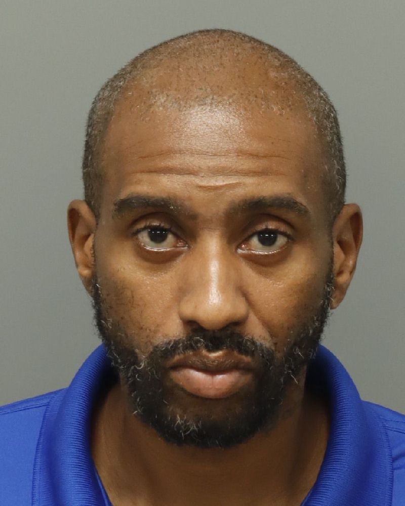 Booking photo of Ricardo Horne
