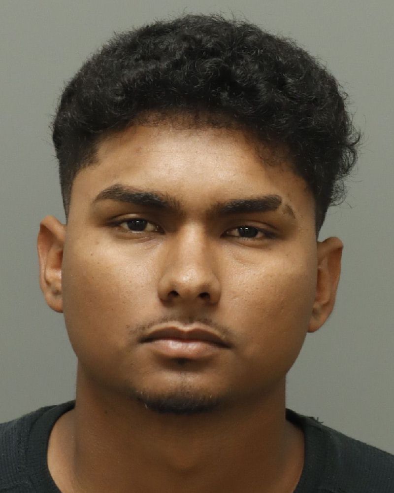 Booking photo of Saul Santos-ruiz