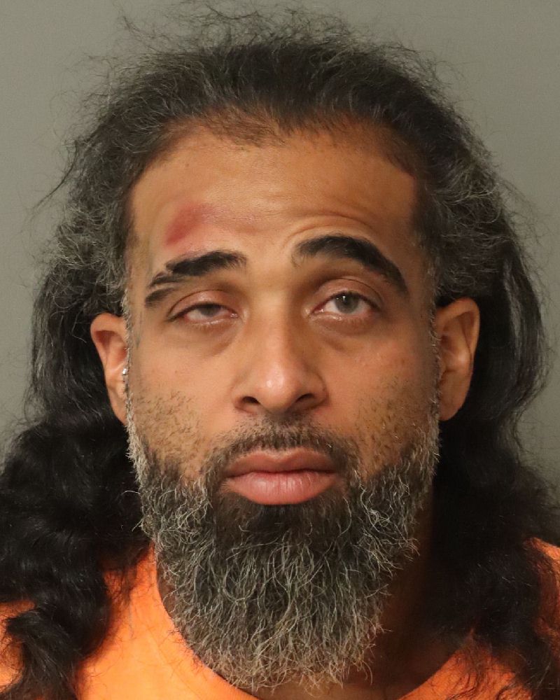 Booking photo of Allan Guerrero
