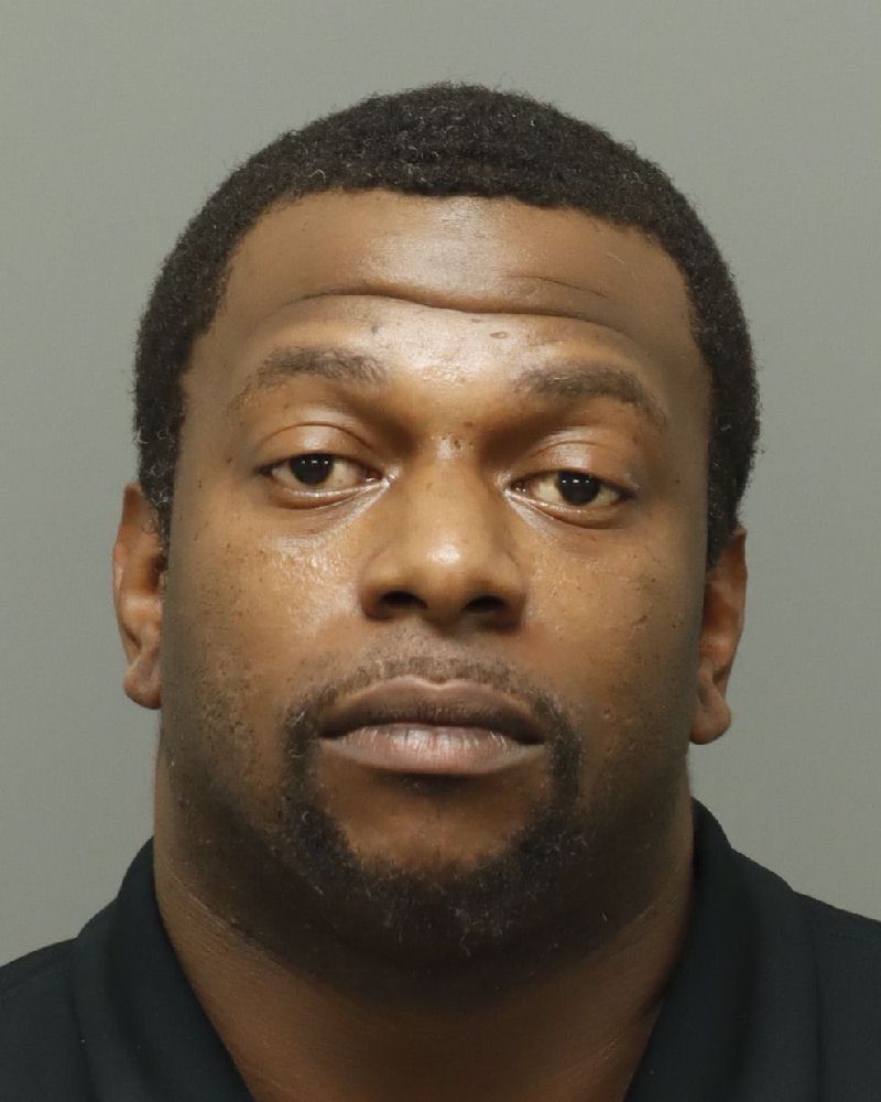 Booking photo of Donzell Williams